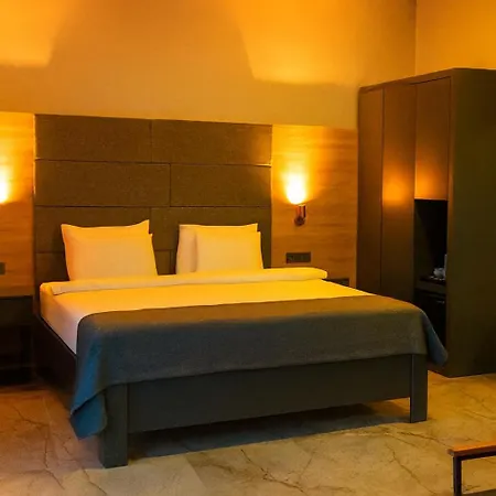 Rest By Dedeman 酒店 3*